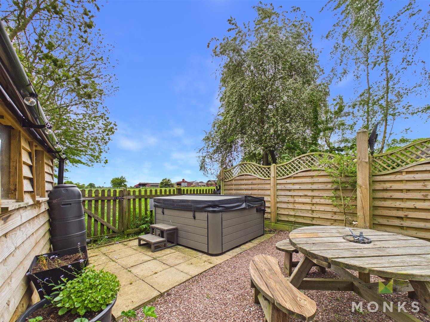 1 The Glebelands, Shrewsbury, SY4 3RU For Sale